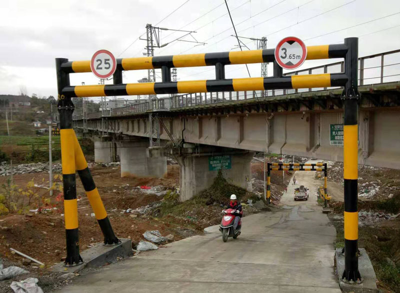 丹东液压限高架